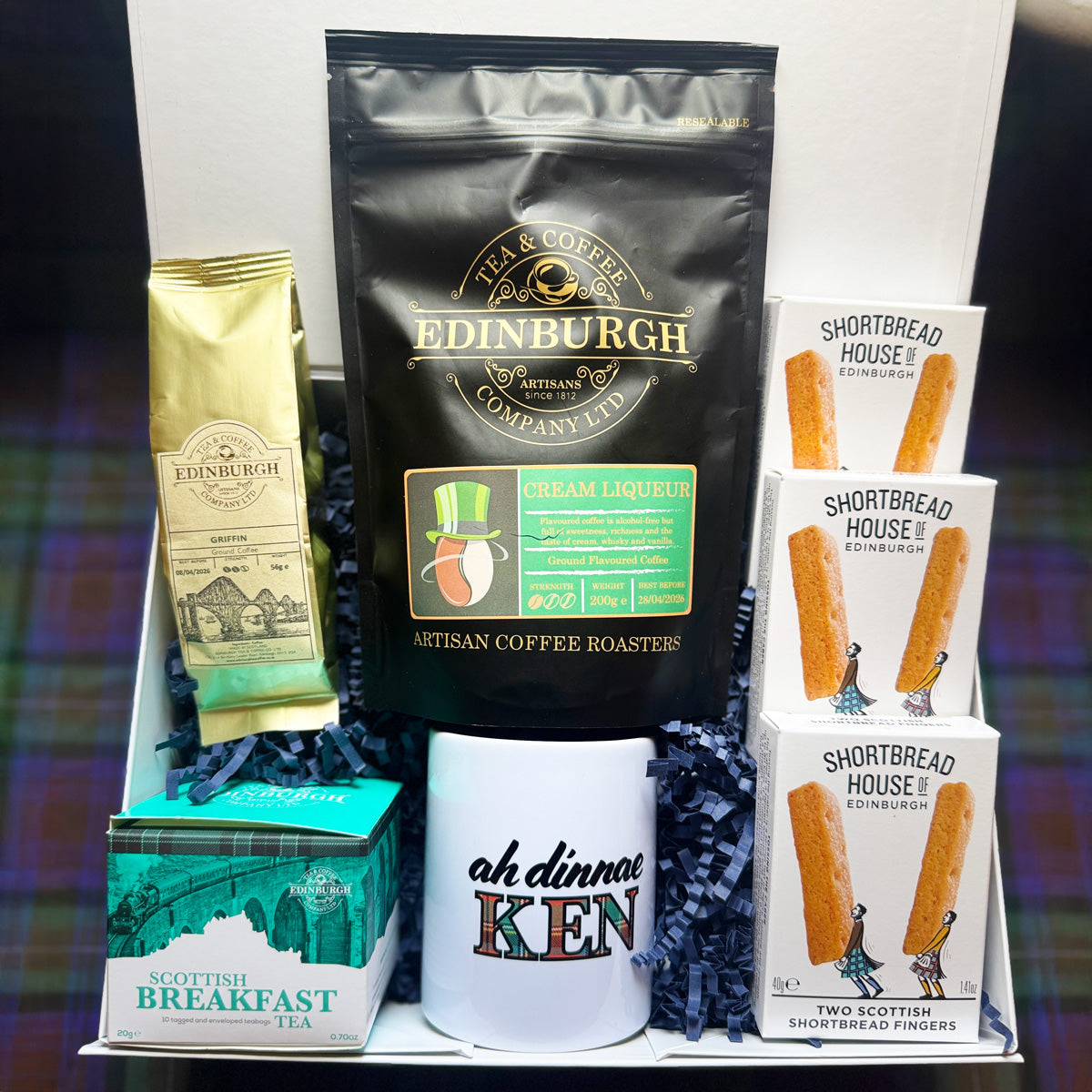 Scottish coffee and shortbread gift box inspired by Edinburgh
